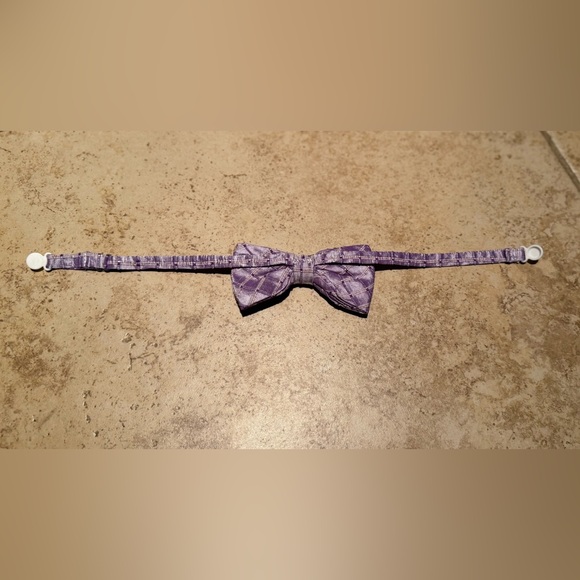 Youth Plaid Pre-tied Bow Tie - Picture 5 of 7